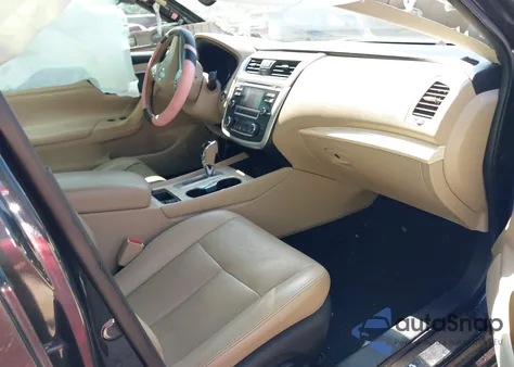 2017 Nissan Altima 2.5/2.5 S/2.5 Sl/2.5 Sr/2.5 Sv из США, поврежденный, VIN 1N4AL3APXHL108621